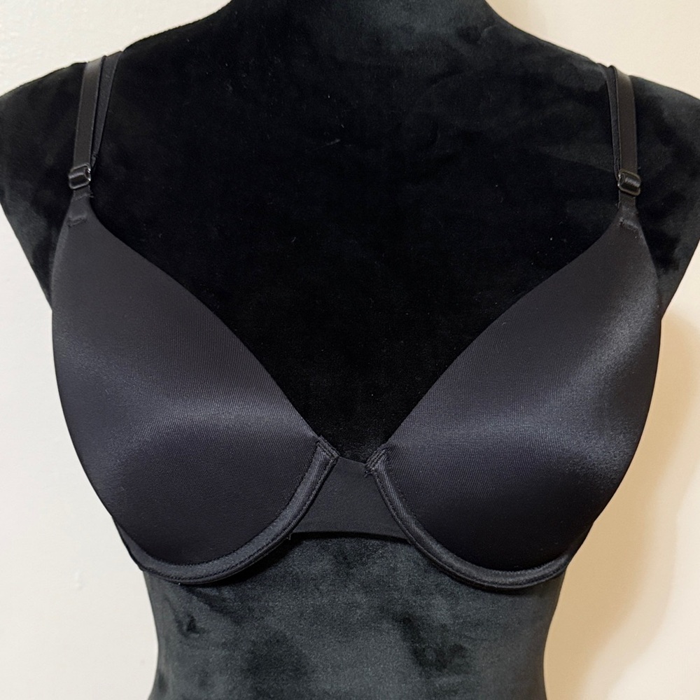 Victoria's Secret Sleek Black Bra